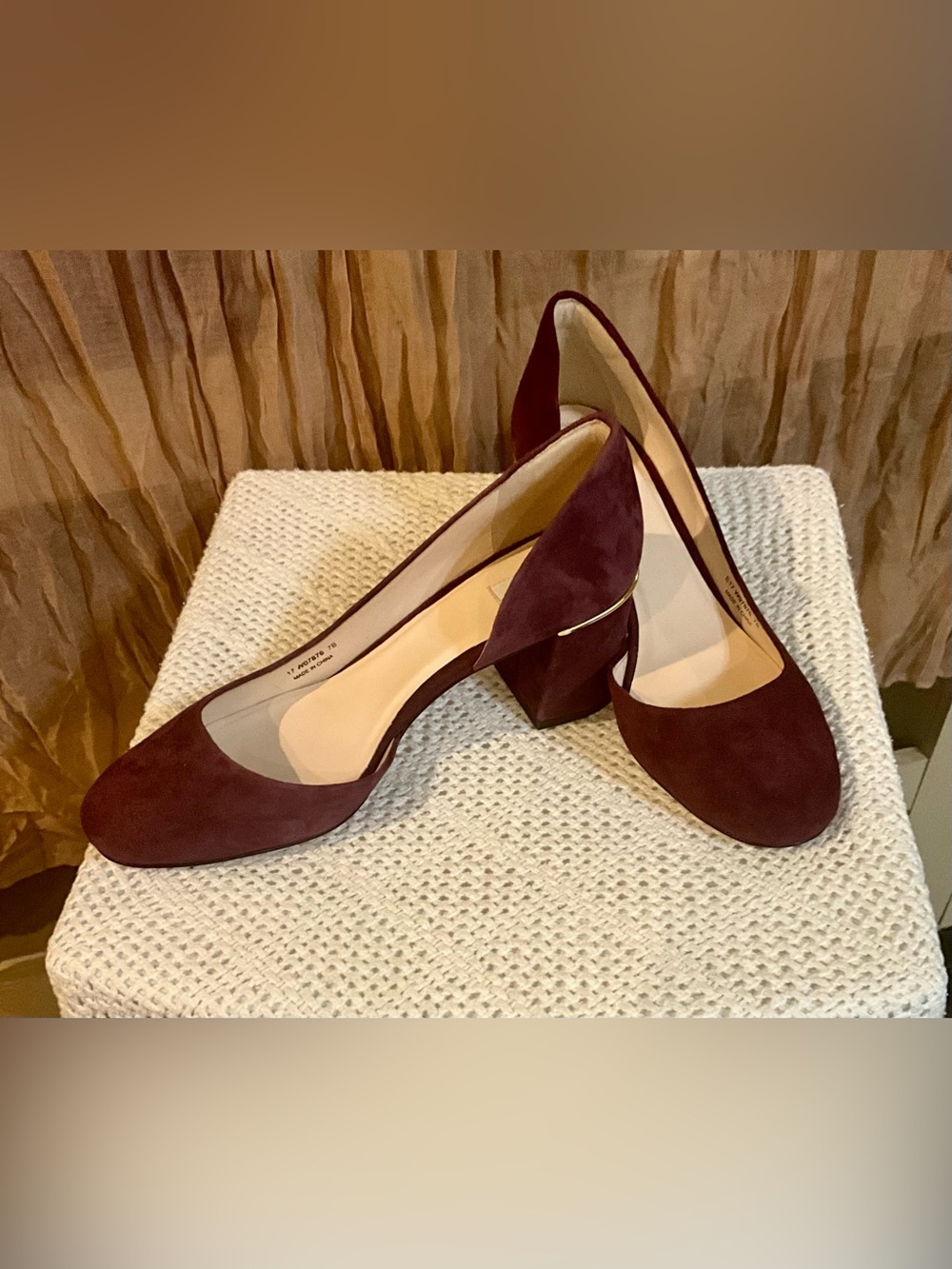WOMENS COLE HAAN LAREE GRAND SUEDE PUMPS. SIZE 7B